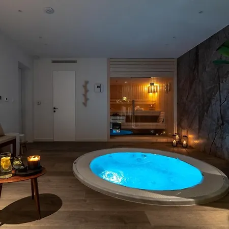 Villa Luxury Andoris With Gym, Spa, Heated Pool