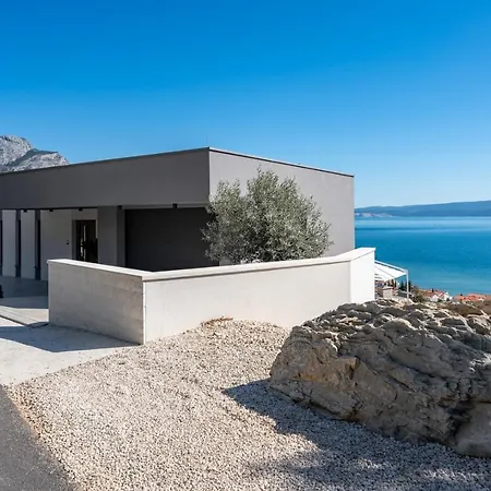 Villa Luxury Andoris With Gym, Spa, Heated Pool Duce