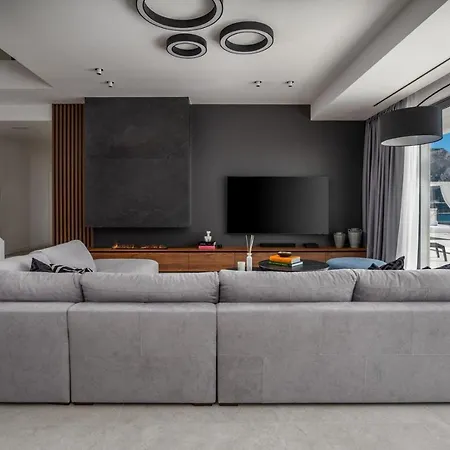 Luxury Andoris With Gym, Spa, Heated Pool Villa Duce