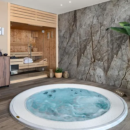 Luxury Andoris With Gym, Spa, Heated Pool Villa Duce