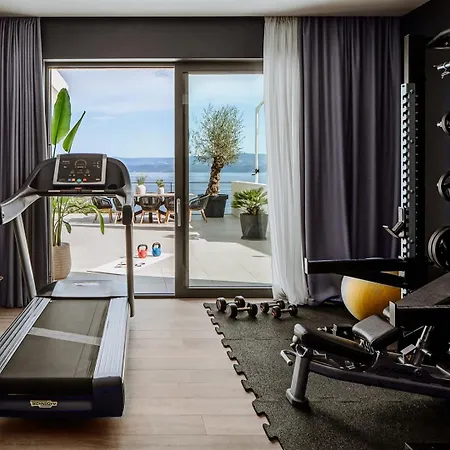 Luxury Andoris With Gym, Spa, Heated Pool Villa Duce