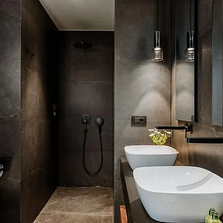 Вілла Luxury Andoris With Gym, Spa, Heated Pool *