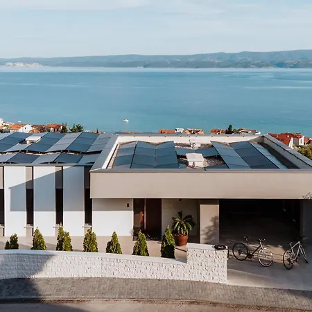 Luxury Andoris With Gym, Spa, Heated Pool